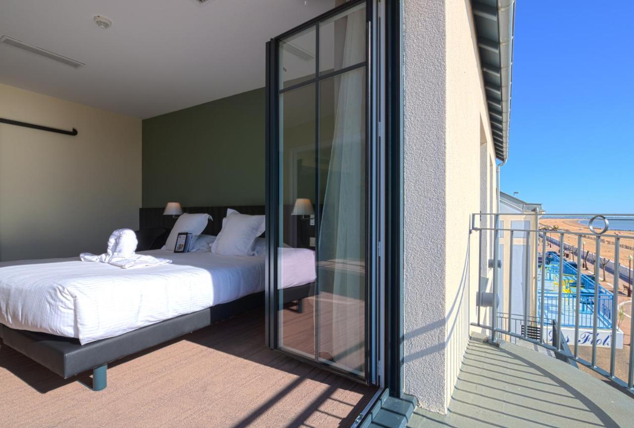 Les Flots - Hotel Et Restaurant Face A L'Ocean - Chatelaillon-Plage Exterior photo